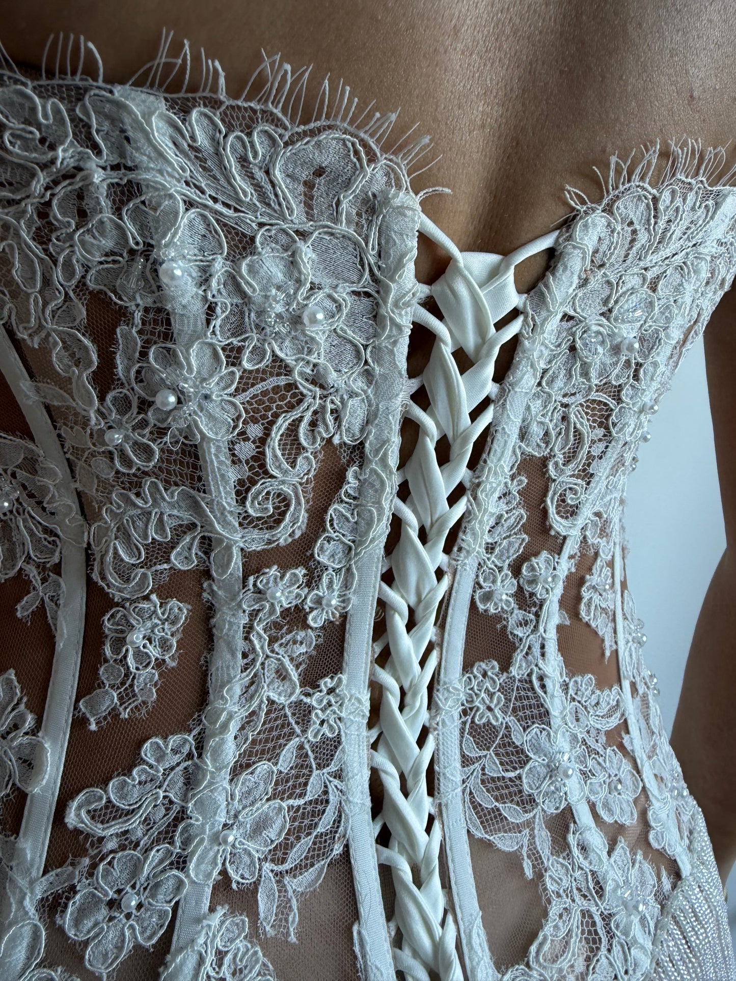 
                  
                    PELAGIA CORSET LACE MINI
                  
                